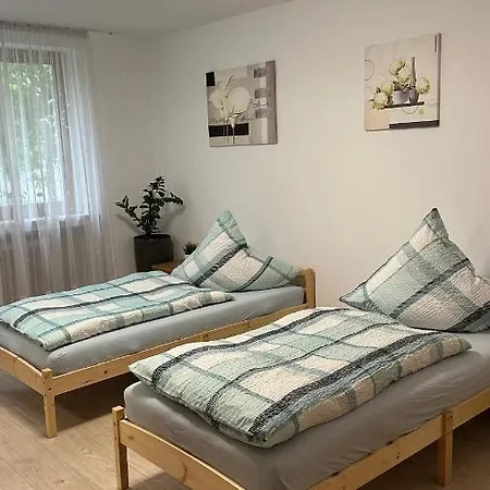 Δωμάτια σε οικογενειακή κατοικία Gastezimmer Steidl *